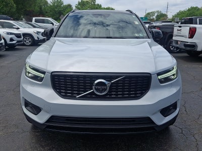2020 Volvo XC40 R-Design