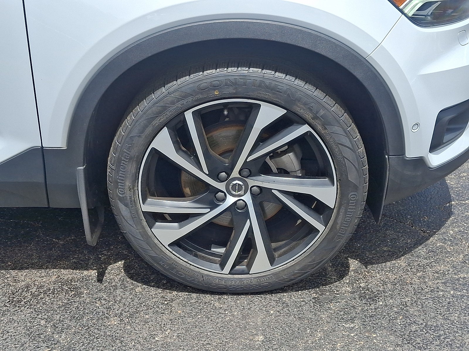 2020 Volvo XC40 R-Design