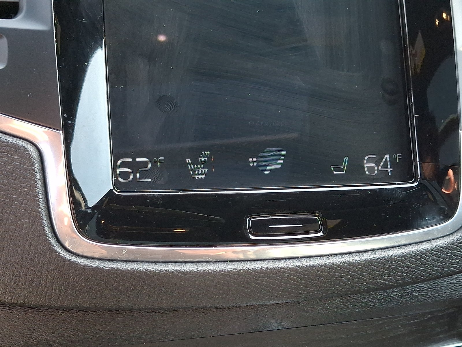 2020 Volvo XC90 Momentum