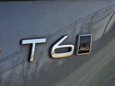 2020 Volvo XC90 Momentum