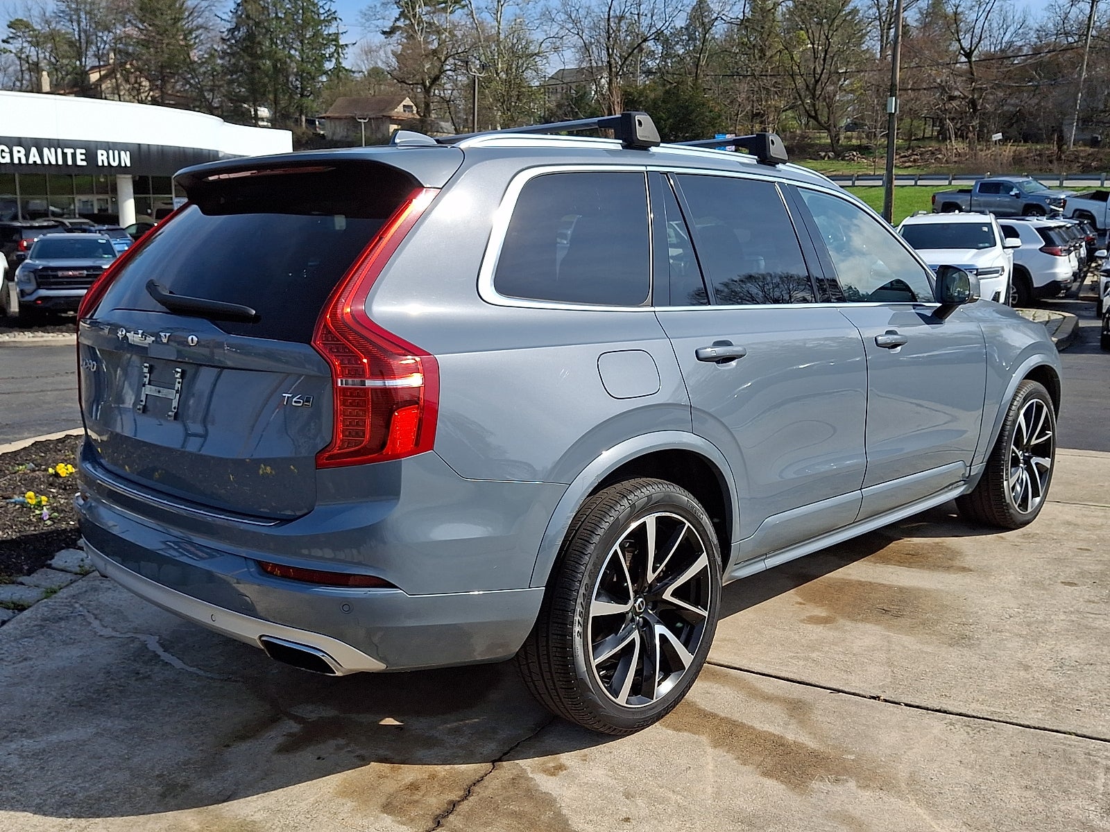 2020 Volvo XC90 Momentum